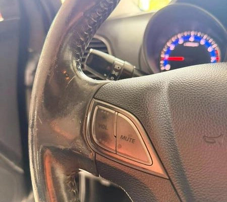 imagem-https://www.socarrao.com.br/sc-vehicle-images-prod/3755201/1789055926968-8368015_18_B_05822112d2.jpeg