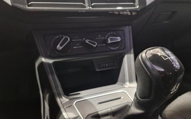 imagem-https://www.socarrao.com.br/sc-vehicle-images-prod/3755232/1790001569391-8447013_15_B_8a6660294d.jpeg