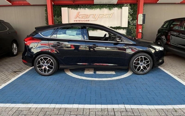 imagem-https://www.socarrao.com.br/sc-vehicle-images-prod/3755261/1789650049030-8463928_13_B_a5f2b57c5d.jpeg