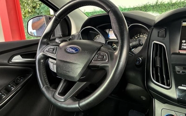 imagem-https://www.socarrao.com.br/sc-vehicle-images-prod/3755261/1789650049037-8463928_2_B_d265a1d6fd.jpeg