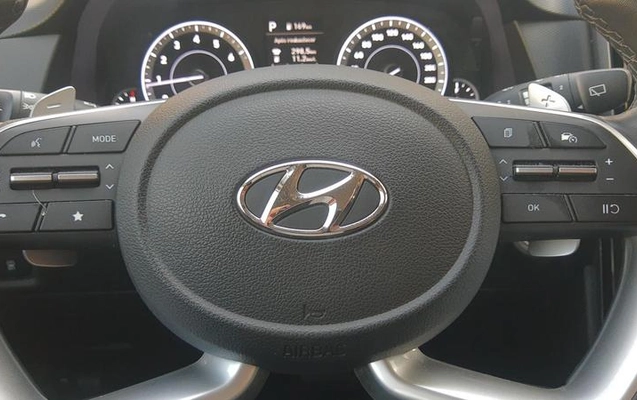 imagem-https://www.socarrao.com.br/sc-vehicle-images-prod/37553/1786133919716-7177312_6_B_7dd0b22cf4.jpeg