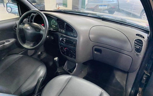 imagem-https://www.socarrao.com.br/sc-vehicle-images-prod/3755312/1789230402393-8458027_0_B_01e58f7fe9.jpeg