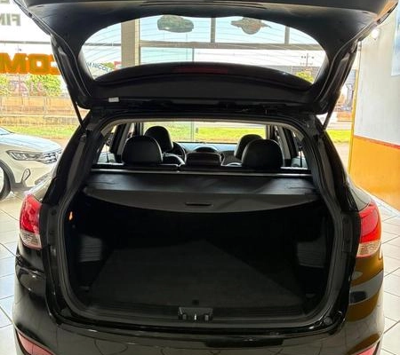imagem-https://www.socarrao.com.br/sc-vehicle-images-prod/3755607/1789056709835-7939331_8_B_9ddf12dd86.jpeg