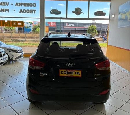 imagem-https://www.socarrao.com.br/sc-vehicle-images-prod/3755607/1789056709836-7939331_9_B_60f54c31de.jpeg