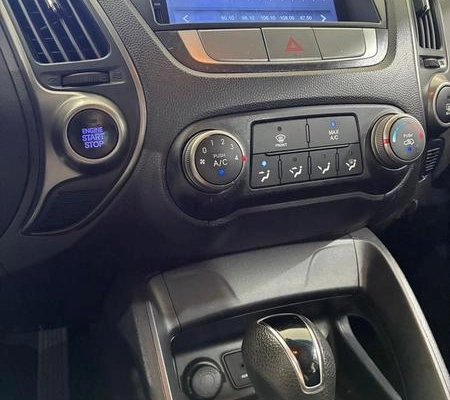 imagem-https://www.socarrao.com.br/sc-vehicle-images-prod/3755607/1789056709839-7939331_11_B_94ef20e122.jpeg