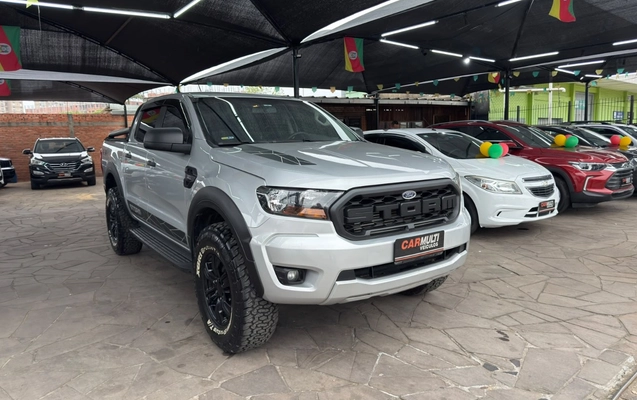 imagem-https://www.socarrao.com.br/sc-vehicle-images-prod/3755992/1789057398494-V2hhdHNBcHAgSW1hZ2UgMjAyNi0wOS0xMCBhdCAxMi4wNi4yNC5qcGVn.jpeg