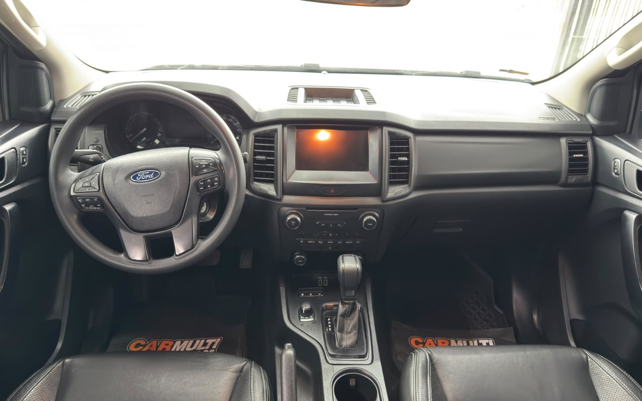 imagem-https://www.socarrao.com.br/sc-vehicle-images-prod/3755992/1789057398742-V2hhdHNBcHAgSW1hZ2UgMjAyNi0wOS0xMCBhdCAxMi4wNi4yNSAoMSkuanBlZw.jpeg