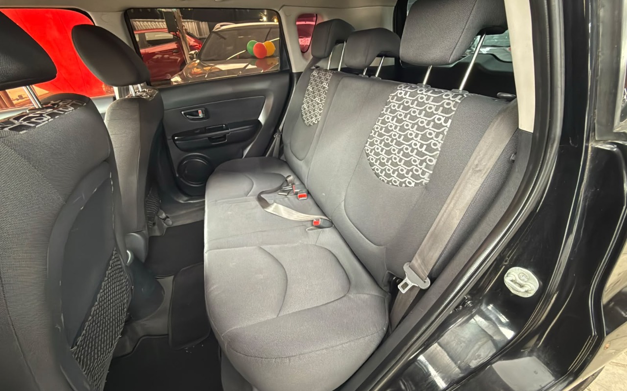 imagem-https://www.socarrao.com.br/sc-vehicle-images-prod/3756120/1789057573394-V2hhdHNBcHAgSW1hZ2UgMjAyNi0wOS0xMCBhdCAxMi4wNS4wMyAoMikuanBlZw.jpeg