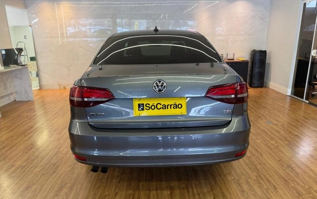 imagem-https://www.socarrao.com.br/sc-vehicle-images-prod/3756135/1789571819231-8308870_20_B_744e28f171.jpeg