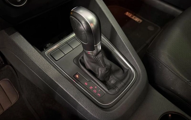 imagem-https://www.socarrao.com.br/sc-vehicle-images-prod/3756135/1789571819248-8308870_11_B_46456cebb2.jpeg