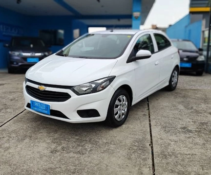 Chevrolet Onix 2017 Branco — foto 1 de 3