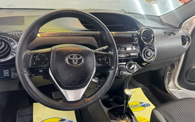 imagem-https://www.socarrao.com.br/sc-vehicle-images-prod/3756286/1789821126061-gb-5c5c6dc.jpeg
