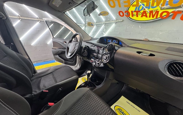 imagem-https://www.socarrao.com.br/sc-vehicle-images-prod/3756286/1789821126062-gb-549a3eb.jpeg