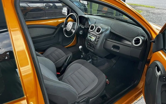 imagem-https://www.socarrao.com.br/sc-vehicle-images-prod/3756289/1789070241305-8457227_1_B_b224f7ee07.jpeg