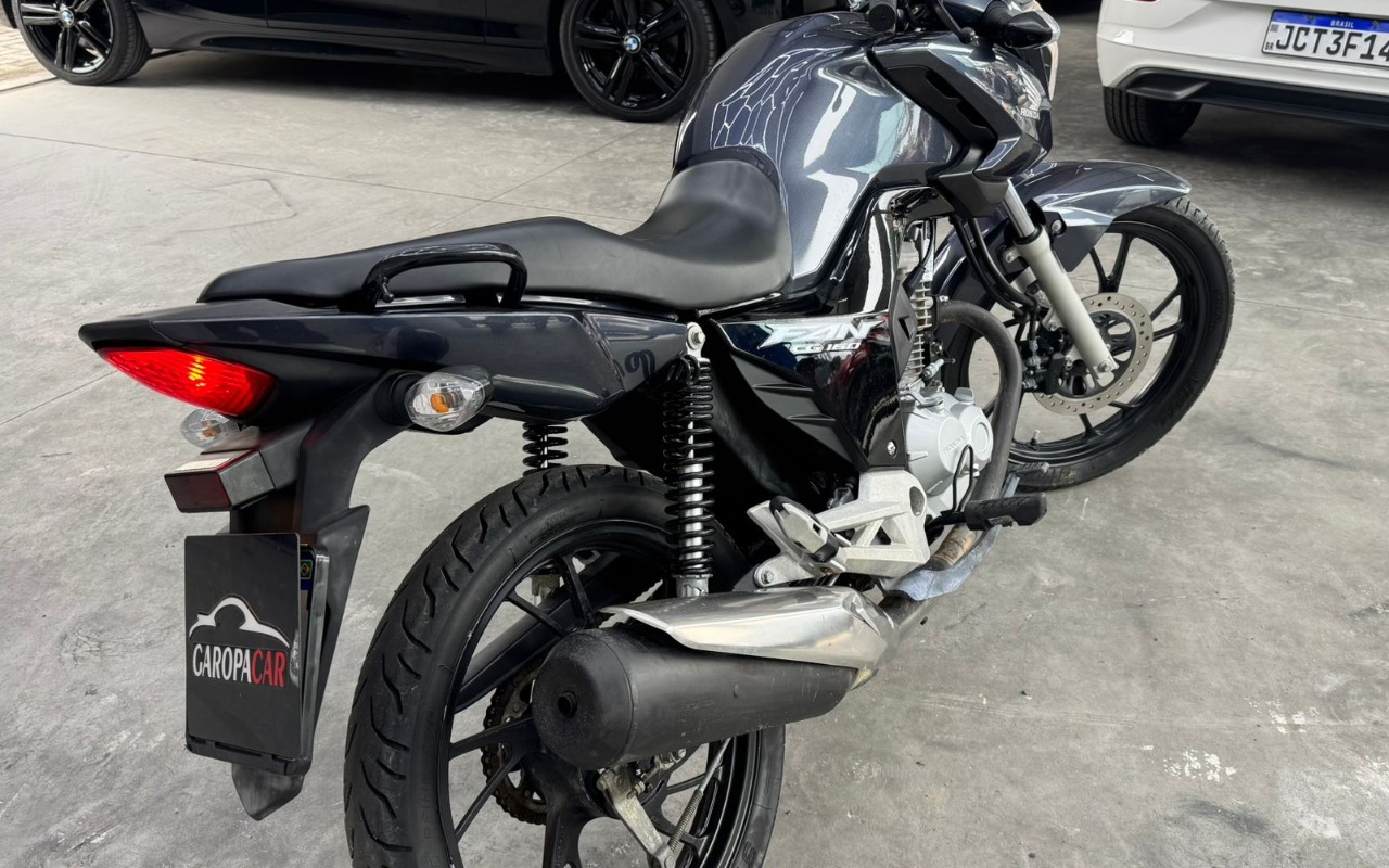 imagem-https://www.socarrao.com.br/sc-vehicle-images-prod/3756309/1789058705543-V2hhdHNBcHAgSW1hZ2UgMjAyNi0wOS0wNSBhdCAxMS4xOC41MiAoMSkuanBlZw.jpeg