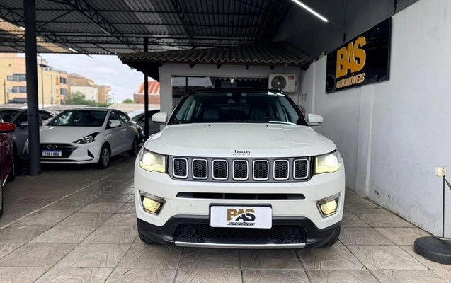 imagem-https://www.socarrao.com.br/sc-vehicle-images-prod/3756441/1789060469840-8429953_1_B_a313c4062e.jpeg