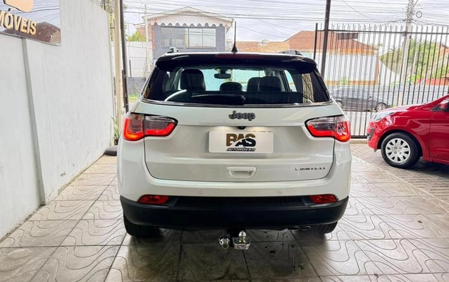 imagem-https://www.socarrao.com.br/sc-vehicle-images-prod/3756441/1789060469848-8429953_7_B_f860719473.jpeg