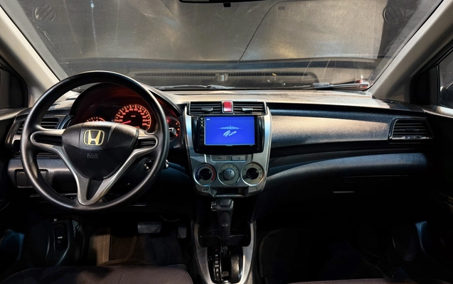 imagem-https://www.socarrao.com.br/sc-vehicle-images-prod/3756538/1789059409615-1_065213.jpg
