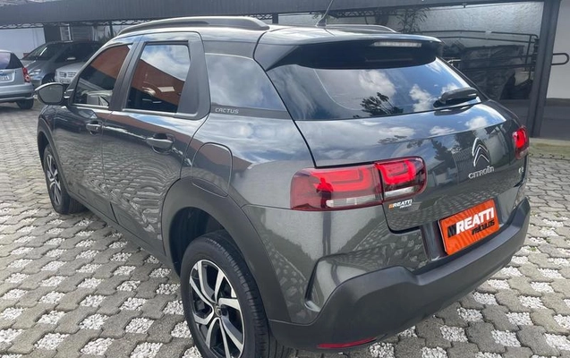 imagem-https://www.socarrao.com.br/sc-vehicle-images-prod/3756570/1789568117554-8449982_13_B_ecfceb1319.jpeg