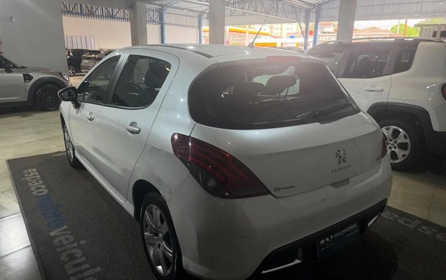 imagem-https://www.socarrao.com.br/sc-vehicle-images-prod/3756673/1789650014769-8464265_4_B_d0ed1a2c28.jpeg