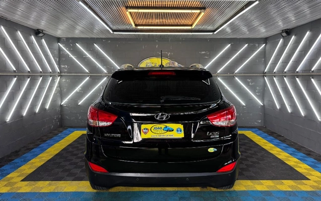 imagem-https://www.socarrao.com.br/sc-vehicle-images-prod/3756969/1789741214729-gb-837c6ef.jpeg