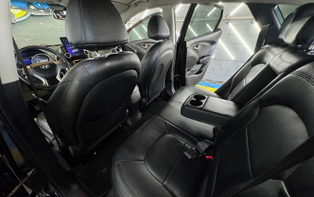 imagem-https://www.socarrao.com.br/sc-vehicle-images-prod/3756969/1789741214733-gb-36d90d1.jpeg