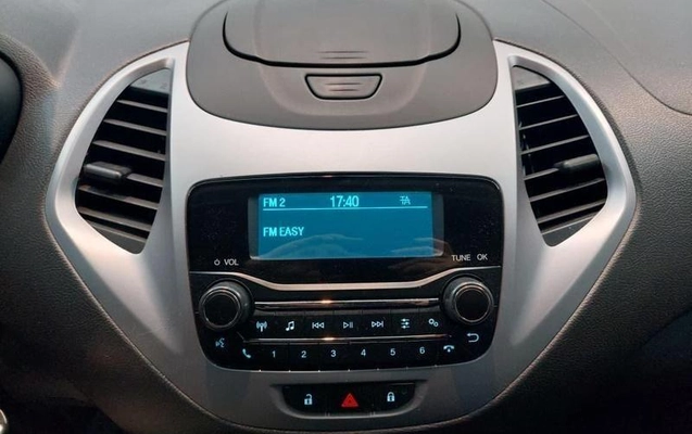 imagem-https://www.socarrao.com.br/sc-vehicle-images-prod/3756972/1789161462913-8464050_1_B_73ff07ba33.jpeg