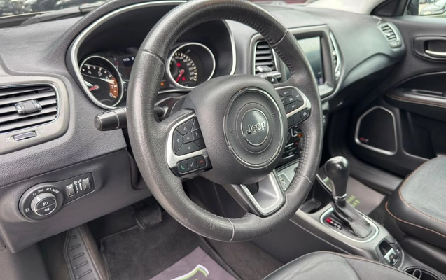 imagem-https://www.socarrao.com.br/sc-vehicle-images-prod/3757010/1789060955090-gb-6f48abe.jpg