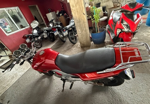 Yamaha YS 250 FAZER/ FAZER L. EDITION /BLUEFLEX 2008 Vermelho — foto 1 de 3