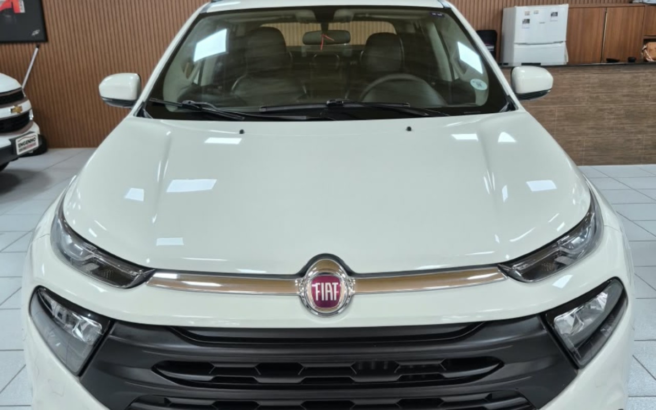 imagem-https://www.socarrao.com.br/sc-vehicle-images-prod/3757161/1789060953546-QyAzLnBuZw.png