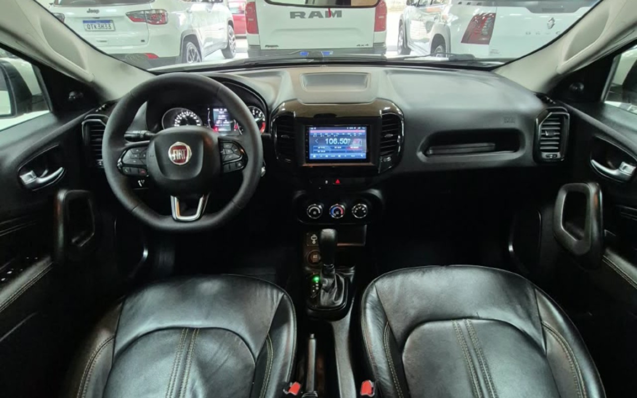 imagem-https://www.socarrao.com.br/sc-vehicle-images-prod/3757161/1789060953762-RSA1LnBuZw.png