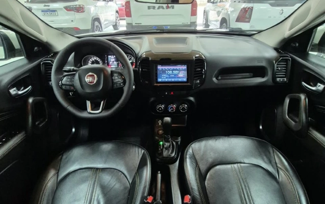 imagem-https://www.socarrao.com.br/sc-vehicle-images-prod/3757161/1789060953762-RSA1LnBuZw.png