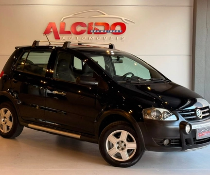 Volkswagen Crossfox 1.6 T. Flex 16V 5p 2009 Preto — foto 1 de 3
