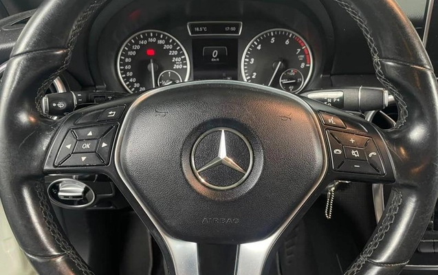 imagem-https://www.socarrao.com.br/sc-vehicle-images-prod/3757211/1789061032980-8464322_16_B_5022dbc276.jpeg