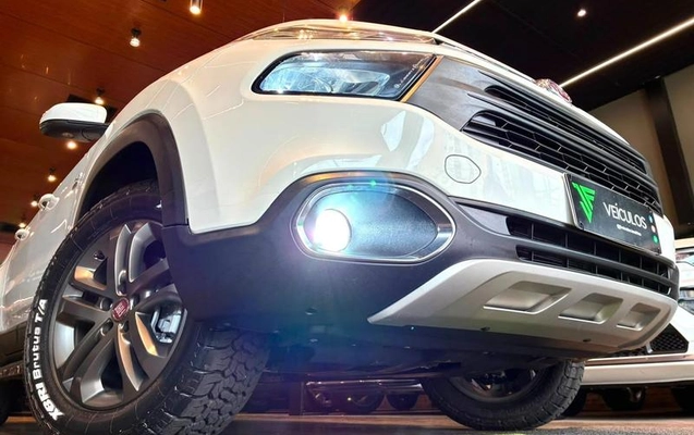 imagem-https://www.socarrao.com.br/sc-vehicle-images-prod/3757227/1789061063453-8464370_13_B_8a4cdd4161.jpeg