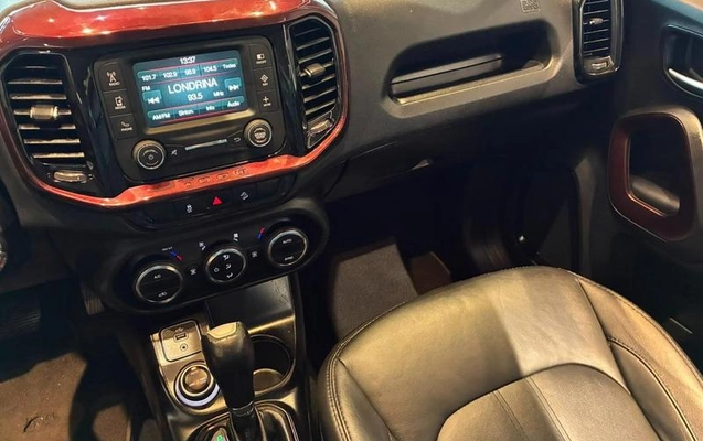 imagem-https://www.socarrao.com.br/sc-vehicle-images-prod/3757227/1789061063468-8464370_0_B_1e2e6380c8.jpeg