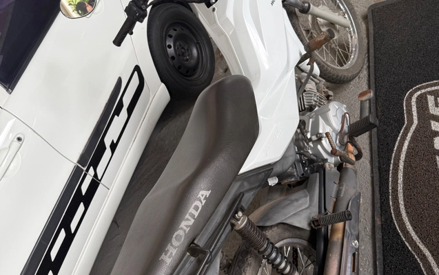imagem-https://www.socarrao.com.br/sc-vehicle-images-prod/3757303/1789061559035-SU1HXzYwOTQuanBlZw.jpeg