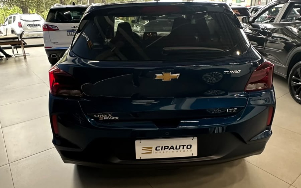 imagem-https://www.socarrao.com.br/sc-vehicle-images-prod/3757309/1789061381896-MjY0ZGZlNDItZTliNi00MmQwLWEyZDItOTJkZjRmZGNmMDY4LmpwZw.jpg