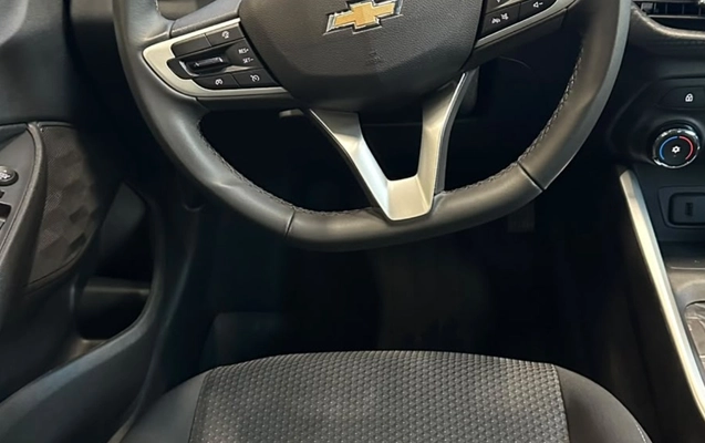 imagem-https://www.socarrao.com.br/sc-vehicle-images-prod/3757309/1789061382239-MDc2ZmIzN2ItOTNkYi00NWZmLWE0ZjQtZjE2YjFjNzM4MzI3LmpwZw.jpg