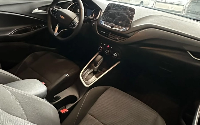 imagem-https://www.socarrao.com.br/sc-vehicle-images-prod/3757309/1789061382410-NDUxOWYxZjAtOWUxZC00ZWJkLWE1ZGEtNWU2ZmM2OGQ2MDBlLmpwZw.jpg