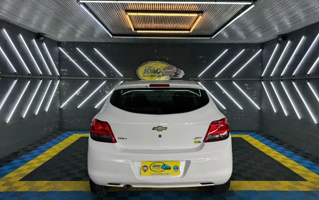 imagem-https://www.socarrao.com.br/sc-vehicle-images-prod/3757341/1789566521430-gb-5c8a3ec.jpeg