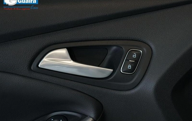 imagem-https://www.socarrao.com.br/sc-vehicle-images-prod/3757353/1789576319662-8448576_19_B_b2c6e93149.jpeg