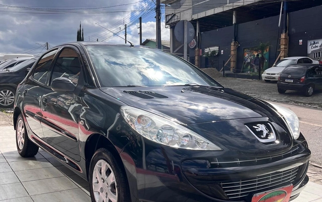 imagem-https://www.socarrao.com.br/sc-vehicle-images-prod/3757365/1789738329825-OGMwYjVjNTktMjlkZC00NjRkLTljMmQtNjM2M2VjMzVlNzkxLmpwZw.jpg