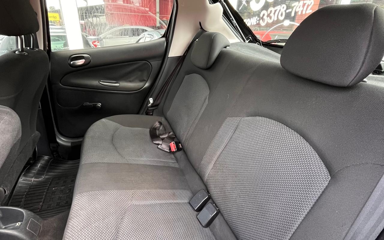 imagem-https://www.socarrao.com.br/sc-vehicle-images-prod/3757365/1789738330101-Yjc3ZjhkNGEtOTE5OS00M2E5LTlhY2YtOTk3MDM4N2M3NmRjLmpwZw.jpg