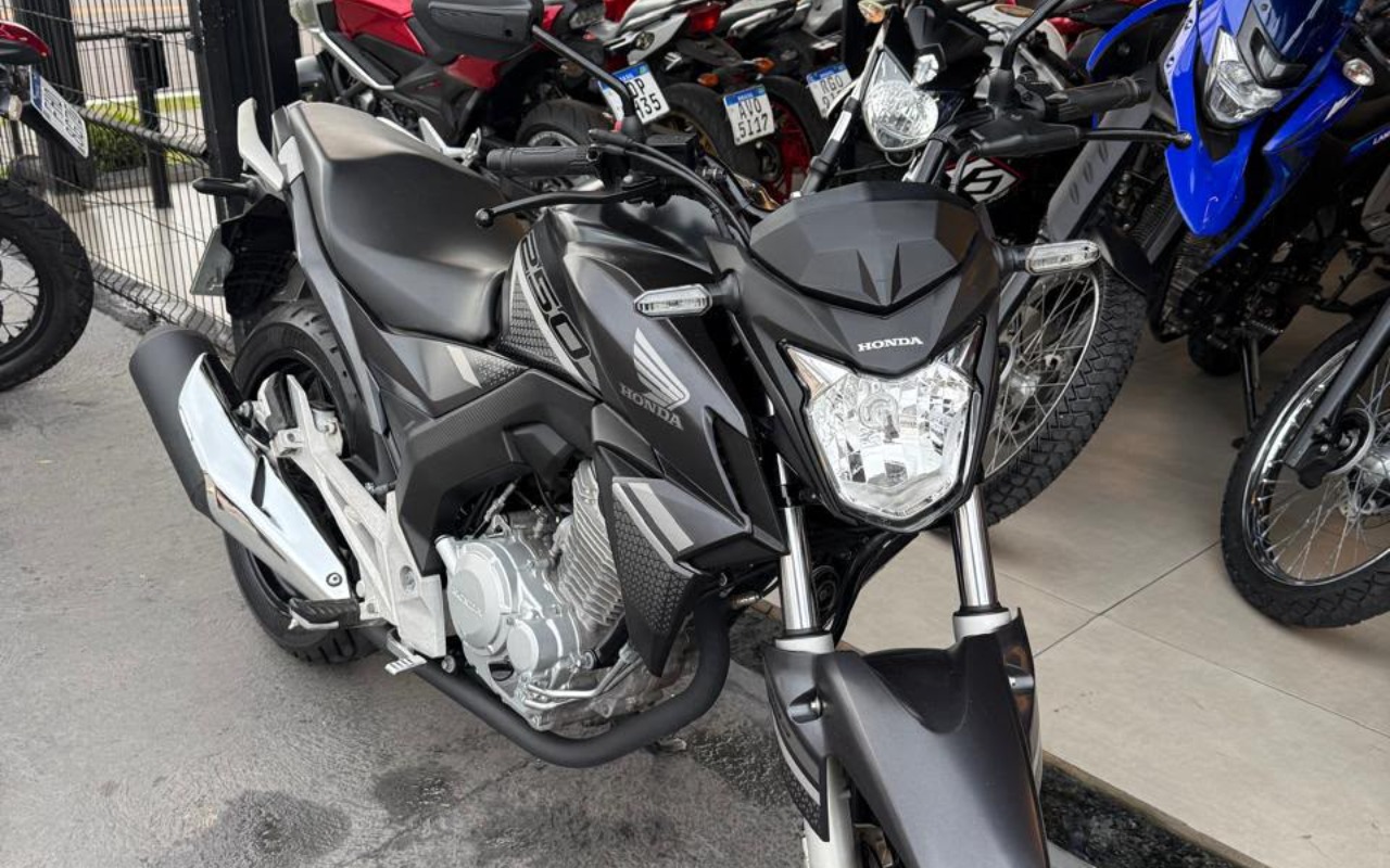 imagem-https://www.socarrao.com.br/sc-vehicle-images-prod/3757367/1789061605047-V2hhdHNBcHAgSW1hZ2UgMjAyNi0wOS0xMCBhdCAxNC4xNC40OCAoMikuanBlZw.jpeg
