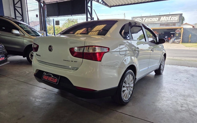 imagem-https://www.socarrao.com.br/sc-vehicle-images-prod/3757374/1789061796260-1d2439ef6b274939ab56e941ecbb9bff_1788961385911.jpg