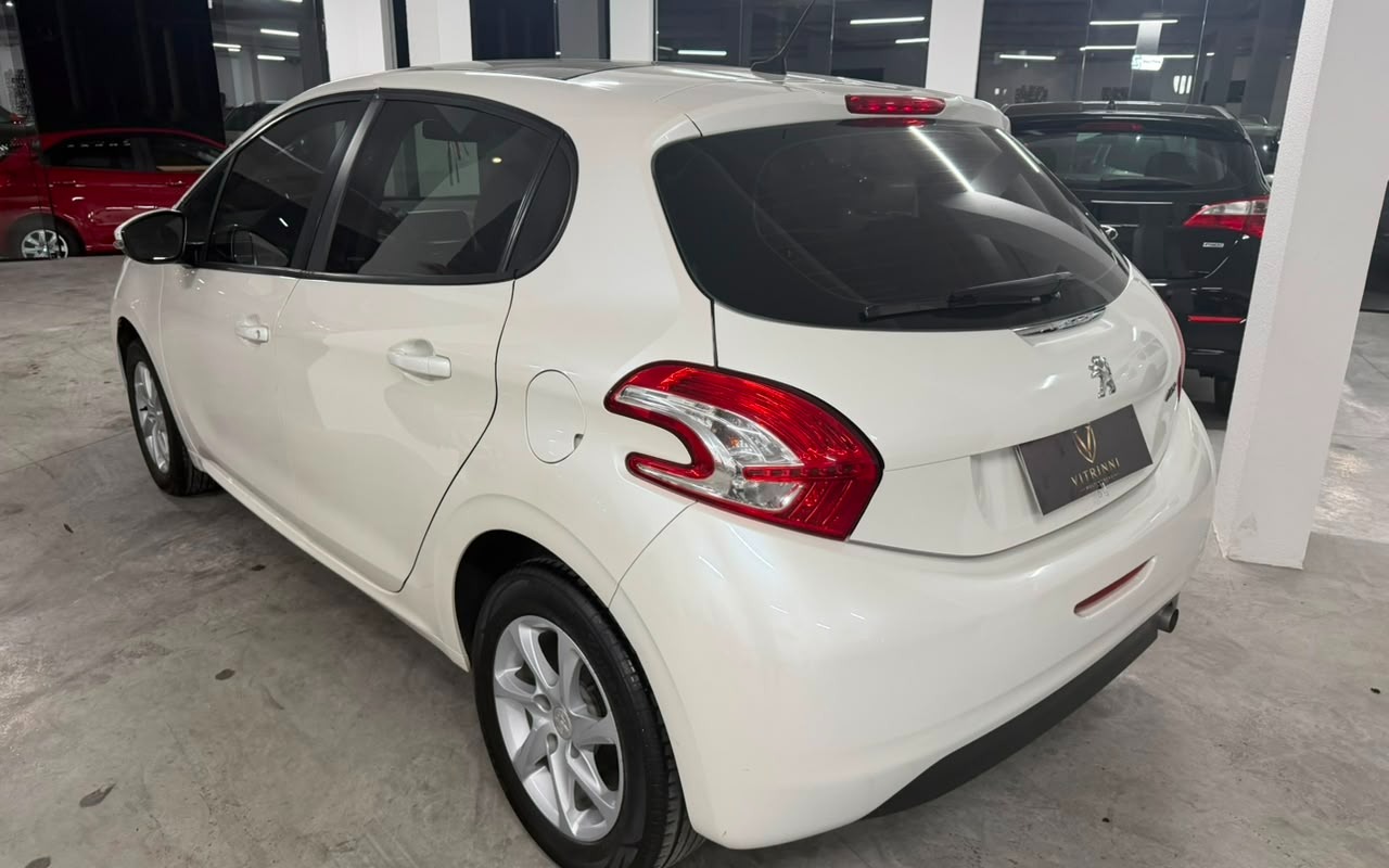 imagem-https://www.socarrao.com.br/sc-vehicle-images-prod/3757437/1789061949632-ZTBkYjQ0YjYtZDY2My00MzlkLTk0NzQtMDk4YjgwMGEyOTJlLmpwZw.jpg