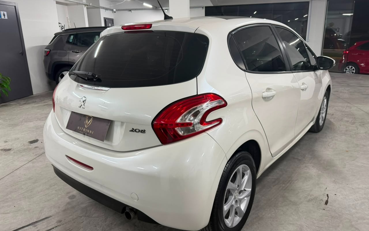 imagem-https://www.socarrao.com.br/sc-vehicle-images-prod/3757437/1789061949704-MmU3Yzk2MWItMmE4ZS00YjRkLTkzYzktNWNmNjZjN2EyYjViLmpwZw.jpg