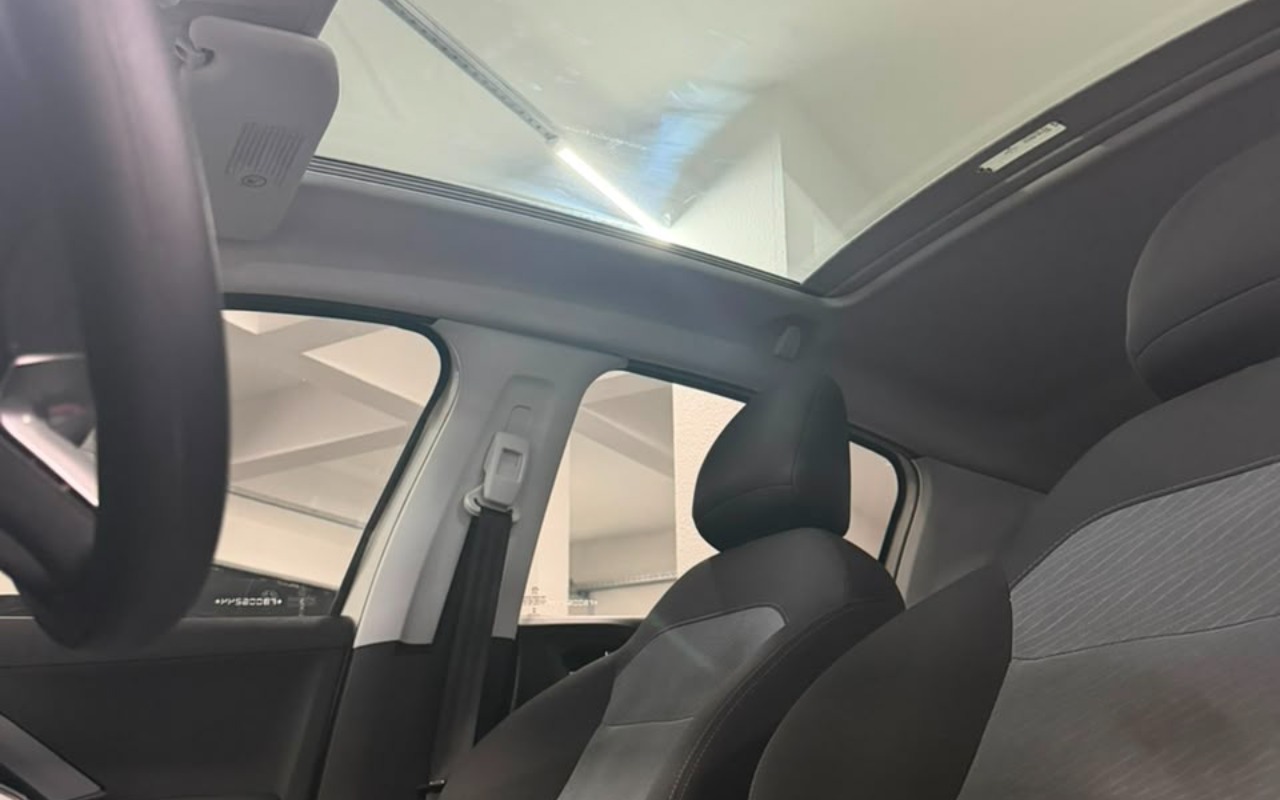 imagem-https://www.socarrao.com.br/sc-vehicle-images-prod/3757437/1789061949841-YjM1MTZjOGMtYjYyYS00MDFlLWFiZmYtM2NmM2IwNjAzYTc0LmpwZw.jpg