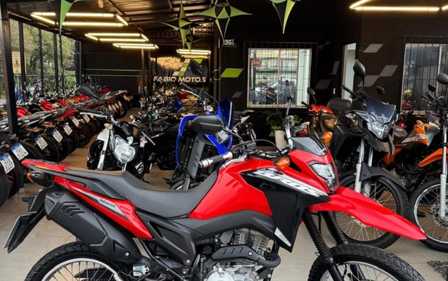 imagem-https://www.socarrao.com.br/sc-vehicle-images-prod/3757447/1789061958500-V2hhdHNBcHAgSW1hZ2UgMjAyNi0wOS0xMCBhdCAxNC4xNC40OCAoNCkuanBlZw.jpeg